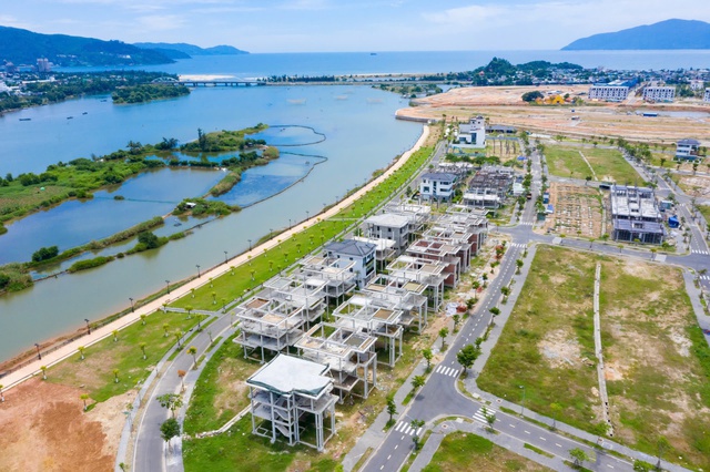  "Rồng bay" nhờ cú hích kép từ Trung tâm Tài chính quốc tế và Khu thương mại tự do - Ảnh 2.