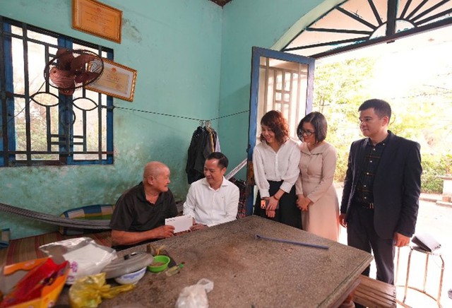 Vietcombank và những “mái nhà” nhân ái giữa lòng thành phố mang tên Bác - Ảnh 2.