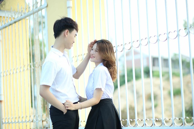 Khi người trẻ chọn kết hôn sớm - Ảnh 1. Khi người trẻ chọn kết hôn sớm - Ảnh 2.