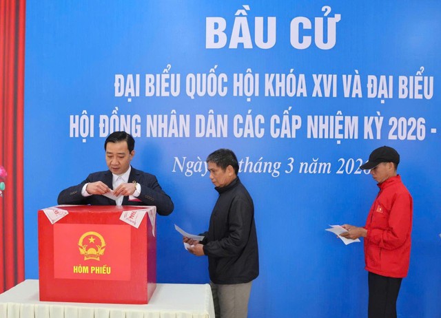 Cử tri đặc khu Bạch Long Vĩ nô nức bầu cử đại biểu Quốc hội 2026 - Ảnh 12.