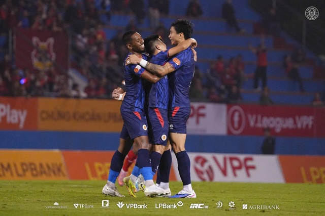 Vòng 16 V-League 2025-2026: Công an Hà Nội khẳng định vị thế "anh cả" - Ảnh 5.