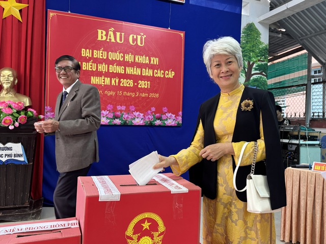 Đơn vị đầu tiên hoàn thành bầu cử sớm ở Huế - Ảnh 9.