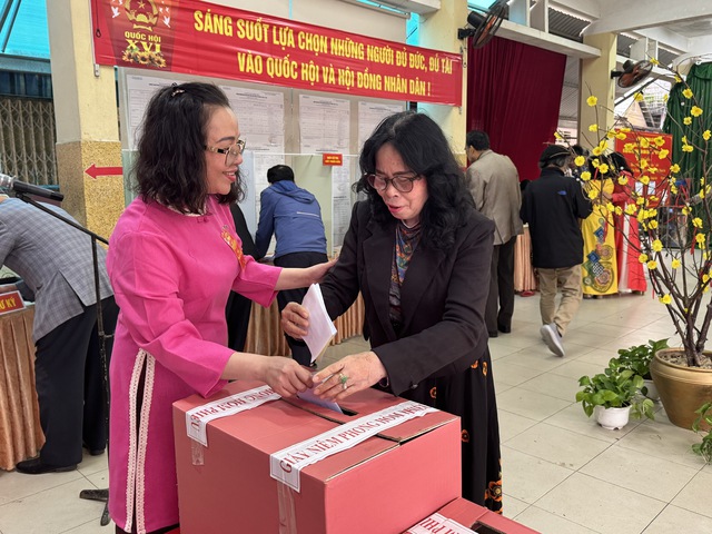 Đơn vị đầu tiên hoàn thành bầu cử sớm ở Huế - Ảnh 10.