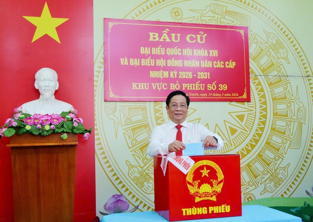 CLIP: Rộn ràng ngày bầu cử tại Cần Thơ, Vĩnh Long, An Giang, Tây Ninh - Ảnh 13.