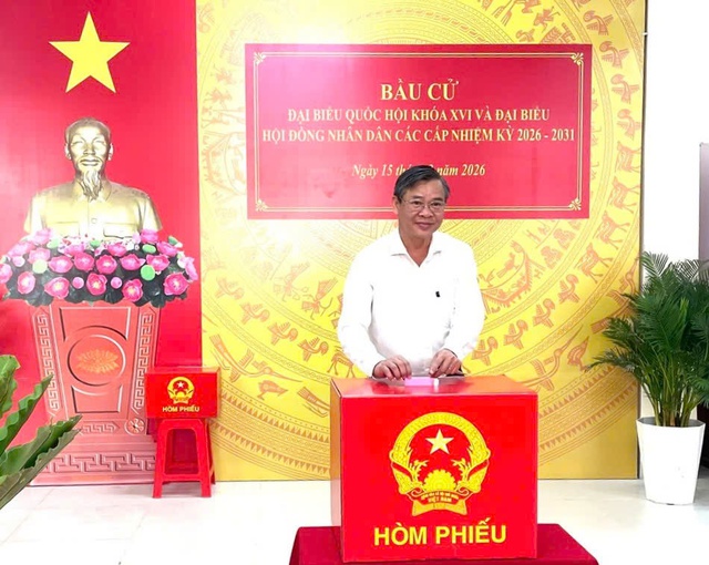 Cử tri TP Cần Thơ , Vĩnh Long nô nức đi bầu cử trong không khí phấn khởi - Ảnh 4.