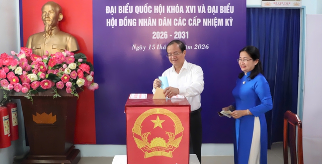 CLIP: Rộn ràng ngày bầu cử tại Cần Thơ, Vĩnh Long, An Giang, Tây Ninh - Ảnh 37.