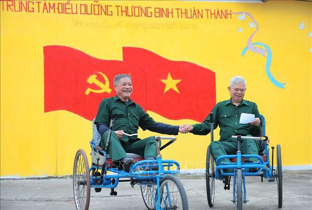 Tổng Bí thư Tô Lâm bỏ phiếu tại phường Ba Đình - Ảnh 2.