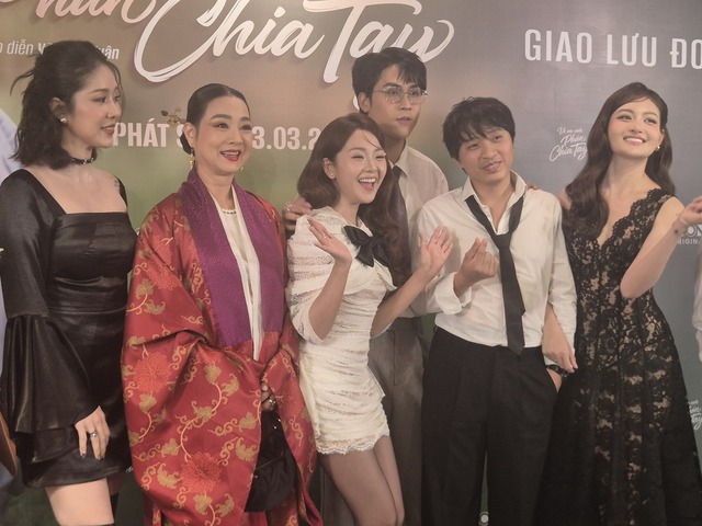 NSƯT Mỹ Duyên: "Hoang mang, sợ bị cười khi làm thầy bói!" - Ảnh 6.