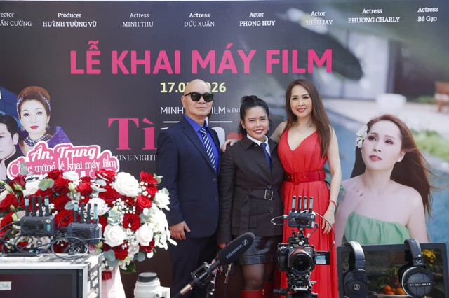 San Trần- Ngọc Tú Phạm: Mang nụ cười và hạnh phúc đến cộng đồng người Việt - Ảnh 1.