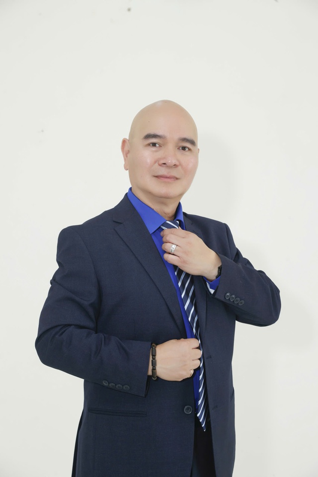 San Trần- Ngọc Tú Phạm: Mang nụ cười và hạnh phúc đến cộng đồng người Việt - Ảnh 2.