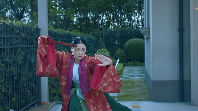 NSƯT Mỹ Duyên: "Hoang mang, sợ bị cười khi làm thầy bói!" - Ảnh 4.