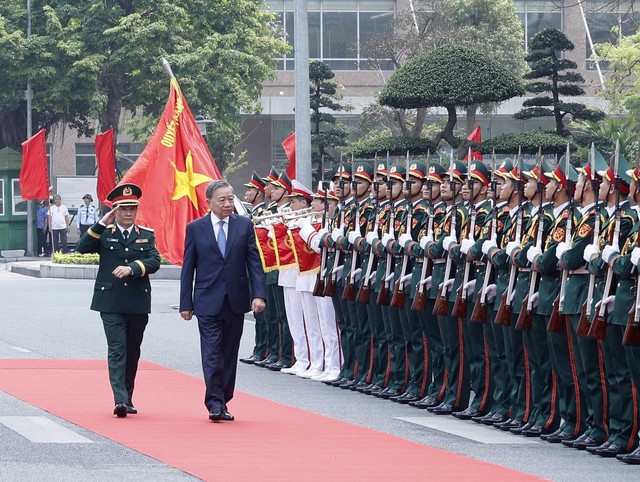 Tổng Bí thư Tô Lâm nhấn mạnh nâng cao chất lượng điều trị tại Bệnh viện Trung ương Quân đội 108 - Ảnh 1. Tổng Bí thư Tô Lâm nhấn mạnh nâng cao chất lượng điều trị tại Bệnh viện Trung ương Quân đội 108 - Ảnh 1.