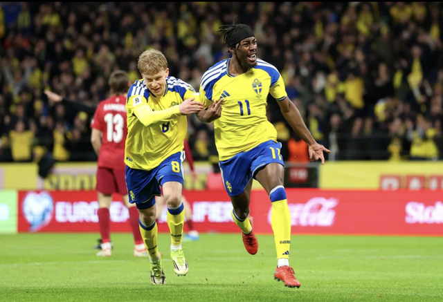 Gyokeres tỏa sáng, Thụy Điển hạ Ba Lan giành vé dự World Cup 2026 - Ảnh 1.