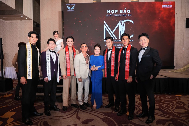 Doanh nhân Lê Thùy hội ngộ dàn nam vương quốc tế tại Nha Trang - Ảnh 1.