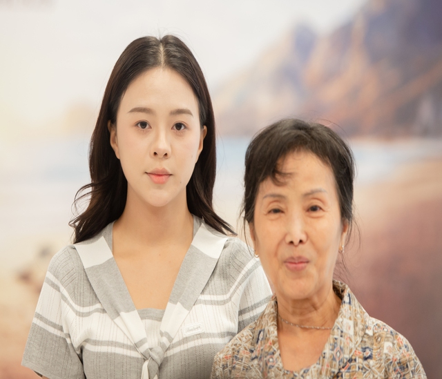 Nam Em, Khả Ngân "khóc sướt mướt" vì nghệ sĩ Quyền Linh - Ảnh 9.