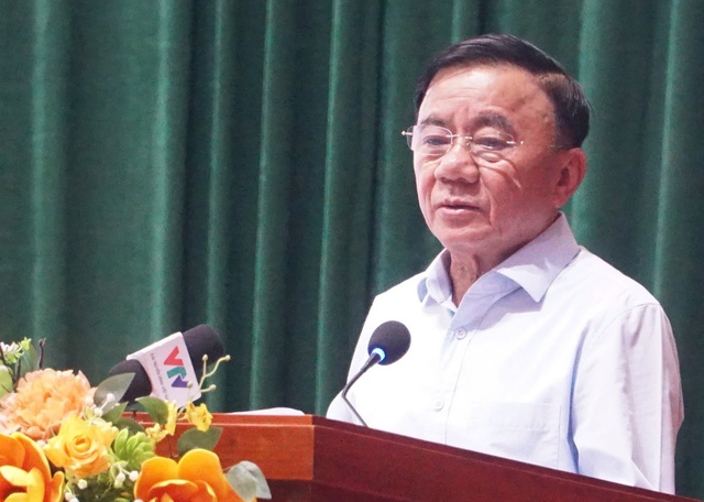 Thường trực Ban Bí thư Trần Cẩm Tú tiếp xúc cử tri Đà Nẵng - Ảnh 1.
