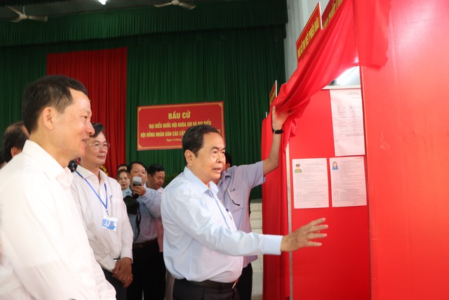 Chủ tịch Quốc hội Trần Thanh Mẫn kiểm tra c&ocirc;ng t&aacute;c bầu cử tại Đồng Nai - Ảnh 2.