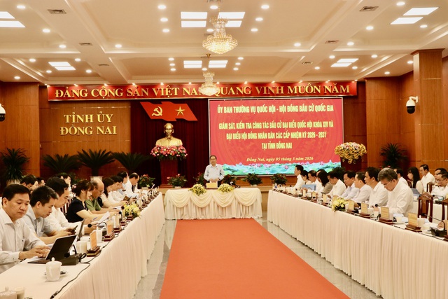 Chủ tịch Quốc hội Trần Thanh Mẫn kiểm tra c&ocirc;ng t&aacute;c bầu cử tại Đồng Nai - Ảnh 5.