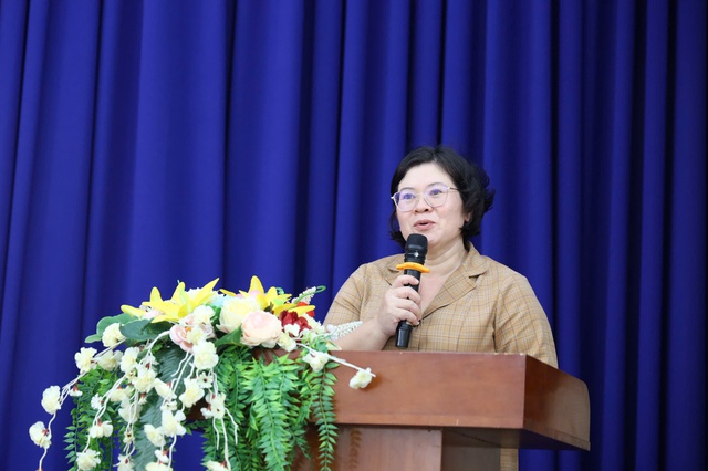 B&agrave; Văn Thị Bạch Tuyết cam kết gi&aacute;m s&aacute;t c&aacute;c dự &aacute;n hạ tầng chiến lược TPHCM - Ảnh 1.