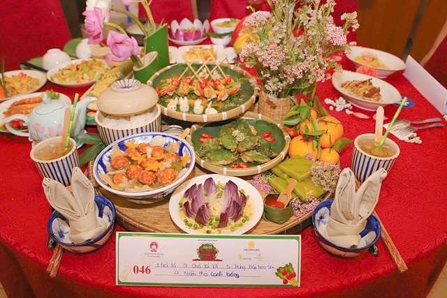 Hàng trăm học sinh tranh tài tại Hội thi "Khéo tay kỹ thuật" cấp thành phố - Ảnh 2.