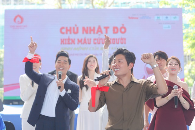 Thứ trưởng Nguyễn Tri Thức: Không có máu, bác sĩ giỏi đến đâu cũng khó cứu người bệnh - Ảnh 6.