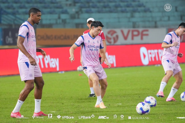 Đình Bắc: “Vua phá lưới” trẻ và bài toán ghi bàn ở V-League - Ảnh 3.