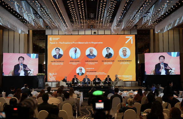 Saint-Gobain Việt Nam công bố nhà máy đạt Zero Carbon đầu tiên trong ngành sản xuất tấm xi măng - Ảnh 1.