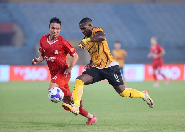 Vòng 18 V-League: Công an Hà Nội rơi điểm, PVF-CAND thoát chót bảng - Ảnh 1.