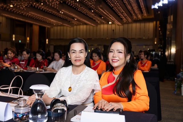Doanh nhân Lê Thùy ra mắt vai trò Ủy viên cống hiến Nghệ thuật châu Á - Ảnh 3.