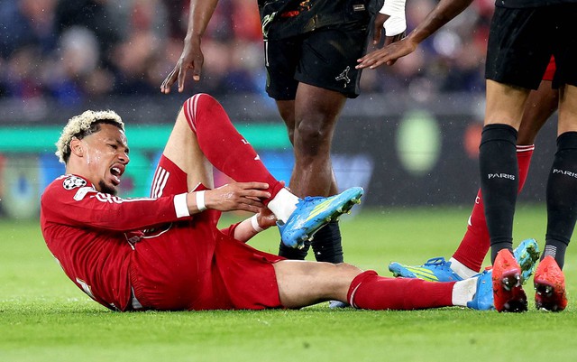 Liverpool “thiệt đơn thiệt kép” ở Champions League - Ảnh 1.