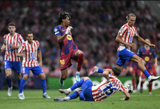 Hai anh hào Atletico Madrid, PSG thẳng tiến bán kết Champions League - Ảnh 1.