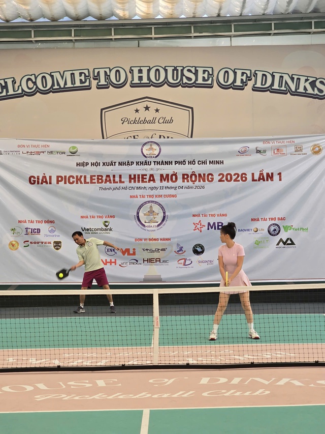 HIEA PICKLEBALL 2026: Khi doanh nhân "cháy" hết mình trên sân đấu! - Ảnh 2.
