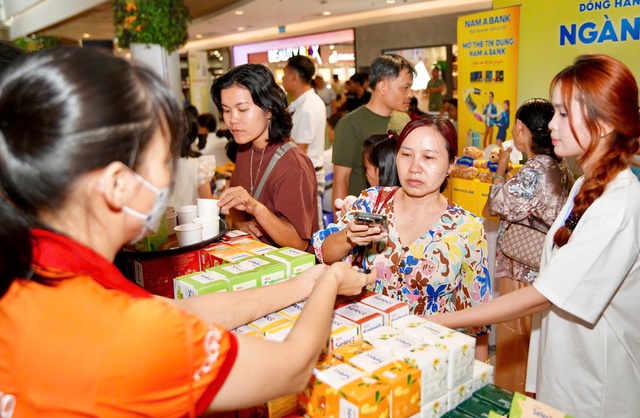 Hàng nhãn riêng Co.op phát triển ngành hàng trà và cà phê - Ảnh 4.