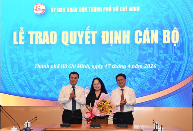 Ông Trương Trung Kiên được bổ nhiệm Giám đốc Sở Quy hoạch - Kiến trúc TPHCM năm 2026 - Ảnh 4. Ông Trương Trung Kiên được bổ nhiệm Giám đốc Sở Quy hoạch - Kiến trúc TPHCM năm 2026 - Ảnh 4.