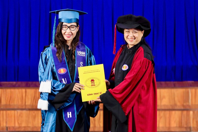 Học vị là bước chuyển cho hành trình học tập suốt đời - Ảnh 1. Học vị là bước chuyển cho hành trình học tập suốt đời - Ảnh 1.