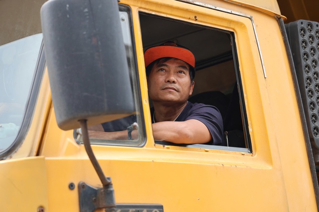 Kẹt xe nghi&ecirc;m trọng tr&ecirc;n Quốc lộ 51 tại Đồng Nai do sửa chữa đường Trong năm 2026 - Ảnh 3.