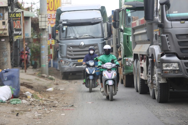 Kẹt xe nghi&ecirc;m trọng tr&ecirc;n Quốc lộ 51 tại Đồng Nai do sửa chữa đường Trong năm 2026 - Ảnh 10.