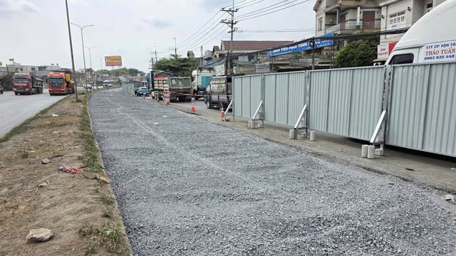 Kẹt xe nghi&ecirc;m trọng tr&ecirc;n Quốc lộ 51 tại Đồng Nai do sửa chữa đường Trong năm 2026 - Ảnh 14.