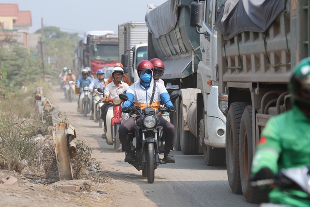 Kẹt xe nghi&ecirc;m trọng tr&ecirc;n Quốc lộ 51 tại Đồng Nai do sửa chữa đường Trong năm 2026 - Ảnh 18.