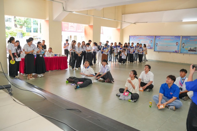3.000 sinh vi&ecirc;n "ch&aacute;y" hết m&igrave;nh tại English Camp 2026. - Ảnh 3.