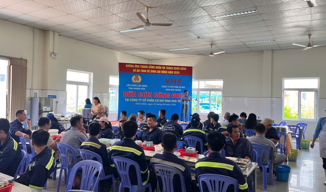 Bữa cơm công đoàn gắn kết người lao - Ảnh 2.