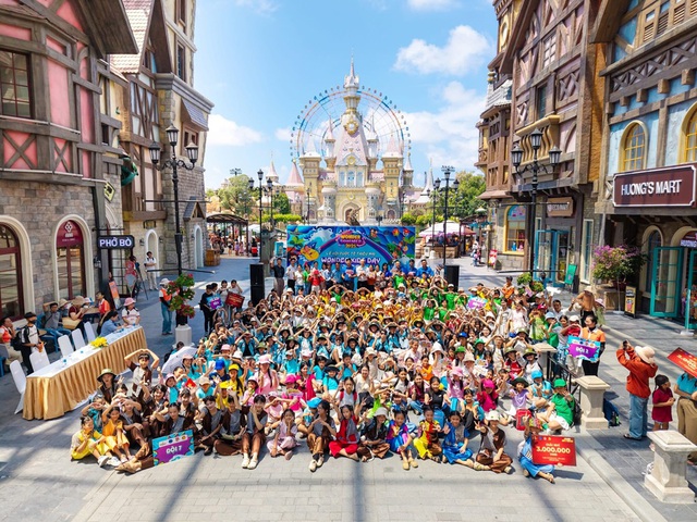 Phú Quốc United Center: Từ “tâm điểm không ngủ” đến “vũ trụ lễ hội” bùng nổ - Ảnh 8.