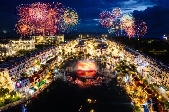 Phú Quốc United Center: Từ “tâm điểm không ngủ” đến “vũ trụ lễ hội” bùng nổ - Ảnh 9.