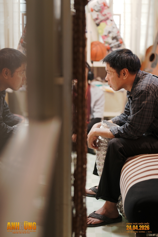 Thái Hòa "đỉnh thôi rồi" trong Anh Hùng - Ảnh 4.