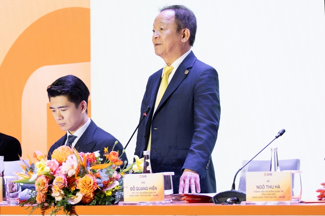 Kỷ lục cổ đông tham dự - Niềm tin hội tụ, SHB sẵn sàng bứt phá trong kỷ nguyên vươn mình - Ảnh 2.