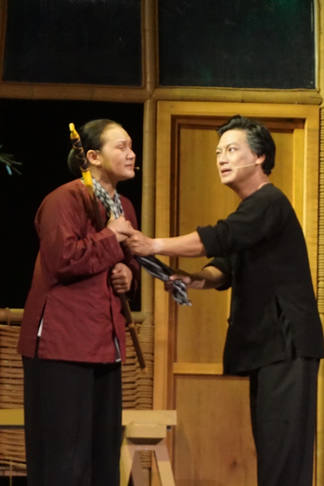 Vở "Thanh gươm và bà mẹ" – khi lời thề hóa thành số phận - Ảnh 2.