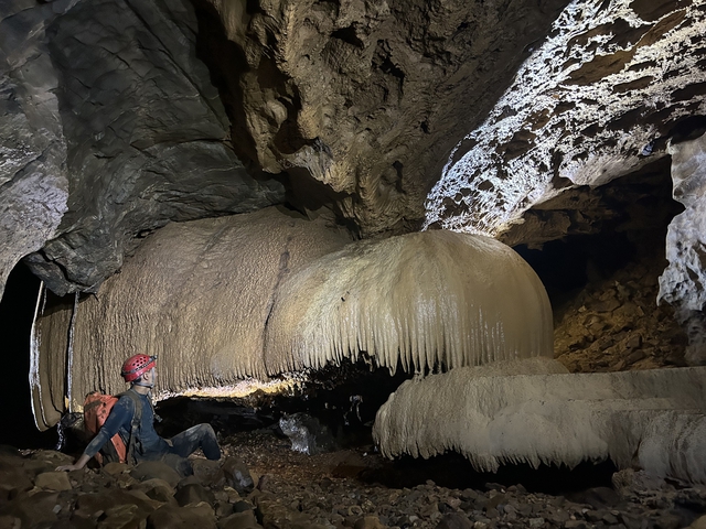 Lộ diện th&ecirc;m 26 hang động mới dưới l&ograve;ng đất ở Phong Nha - Kẻ B&agrave;ng - Ảnh 1.