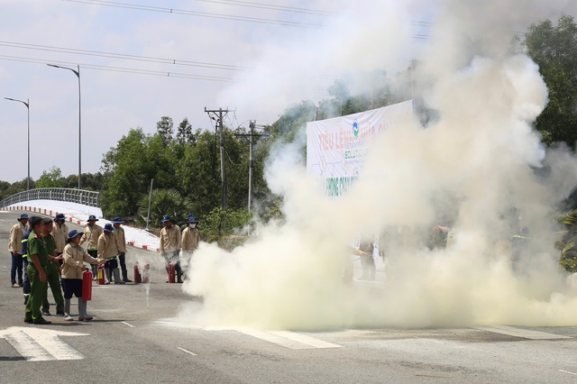 Khu công nghệ Môi trường Xanh Long An tập huấn PCCC trước mùa khô - Ảnh 1.