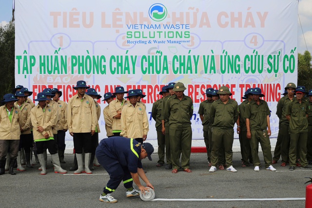 Khu công nghệ Môi trường Xanh Long An tập huấn PCCC trước mùa khô - Ảnh 2.