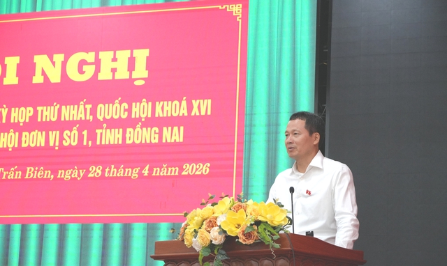 Trưởng ban Nội chính Trung ương tiếp xúc cử tri tại Đồng Nai - Ảnh 3. Trưởng ban Nội chính Trung ương tiếp xúc cử tri tại Đồng Nai - Ảnh 3.